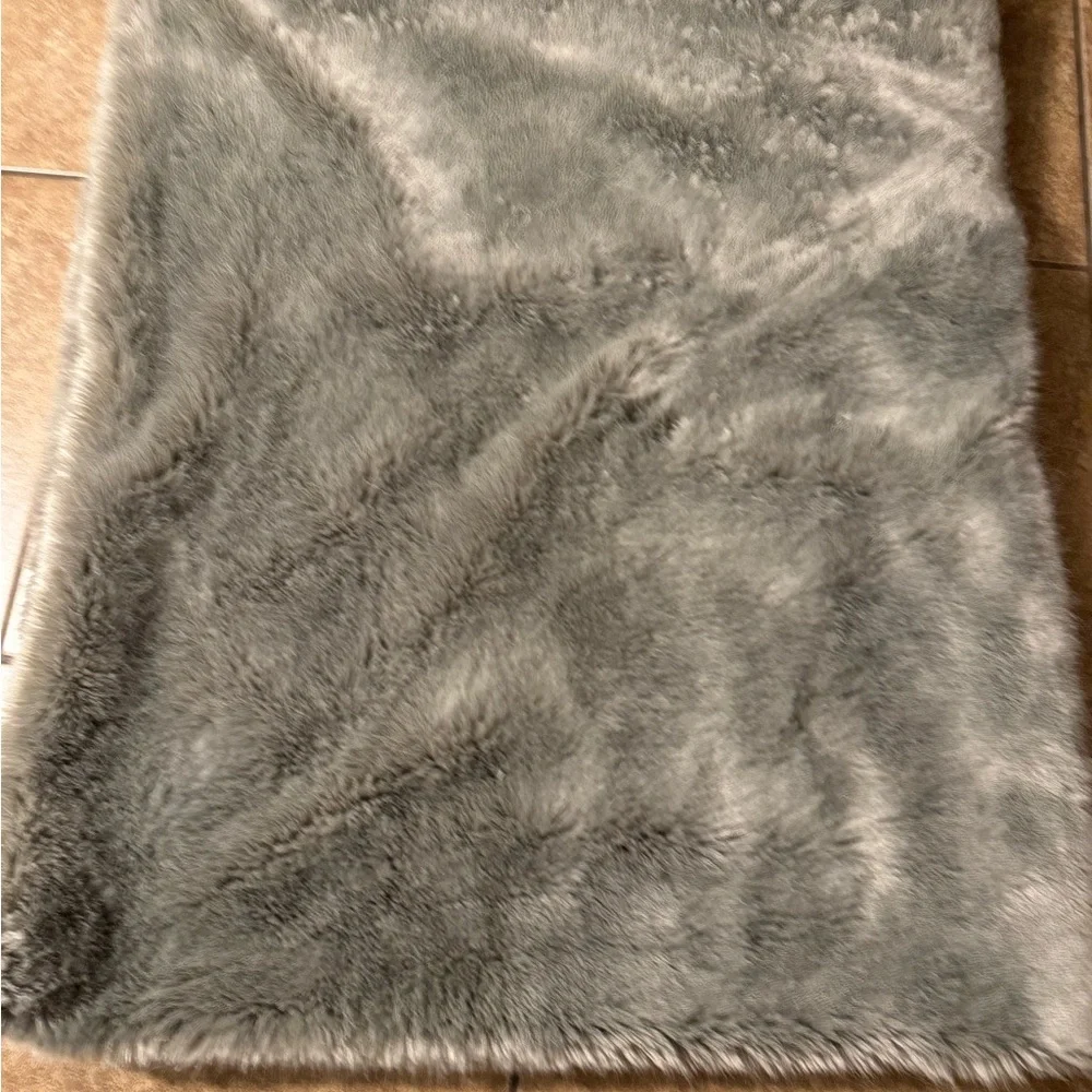 Luxurious Restoration Hardware Gray Faux Fur Throw Blanket